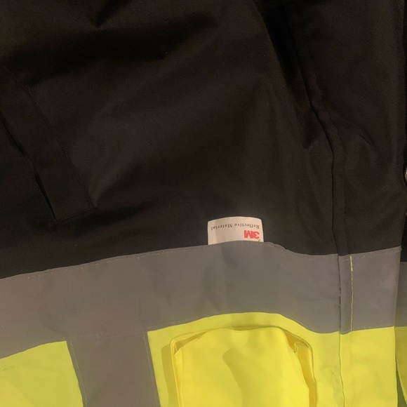 Reflective work jacket - Picture 3 of 7